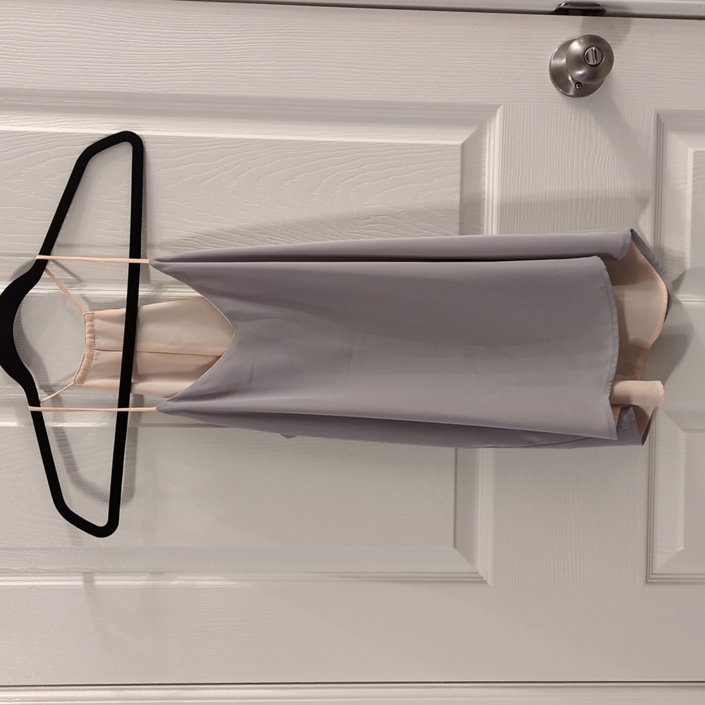 Sleeveless grey and cream reversible blouse